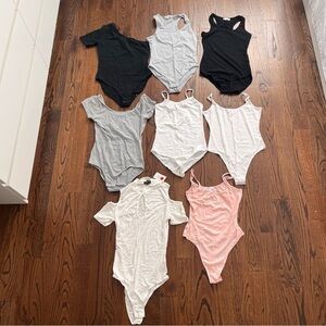 Bundle of 8 Basic Bodysuits Sz Small